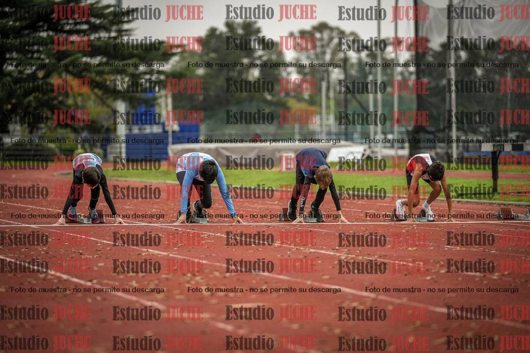 Fotos de los 50 m llanos de varones
