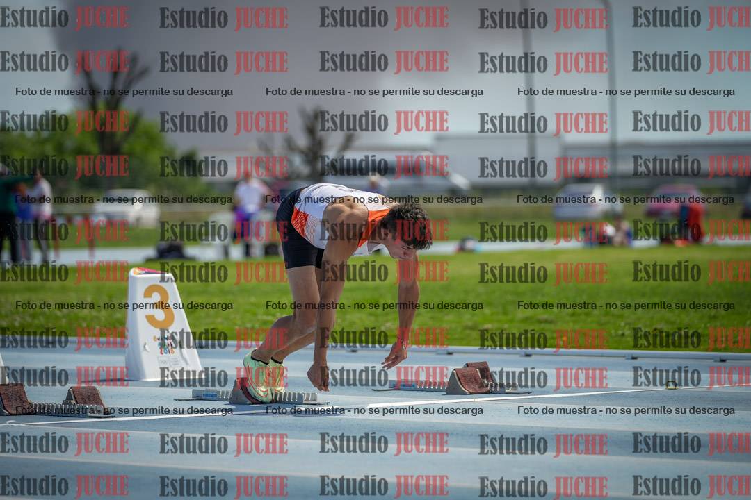 Fotos de los 60 m con vallas de varones