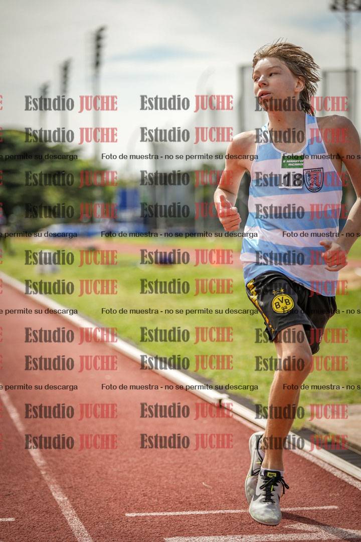 Fotos de los 600 m llanos de varones