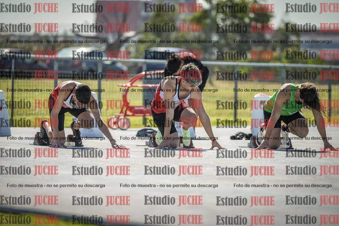 Fotos de los 100 m llanos de varones