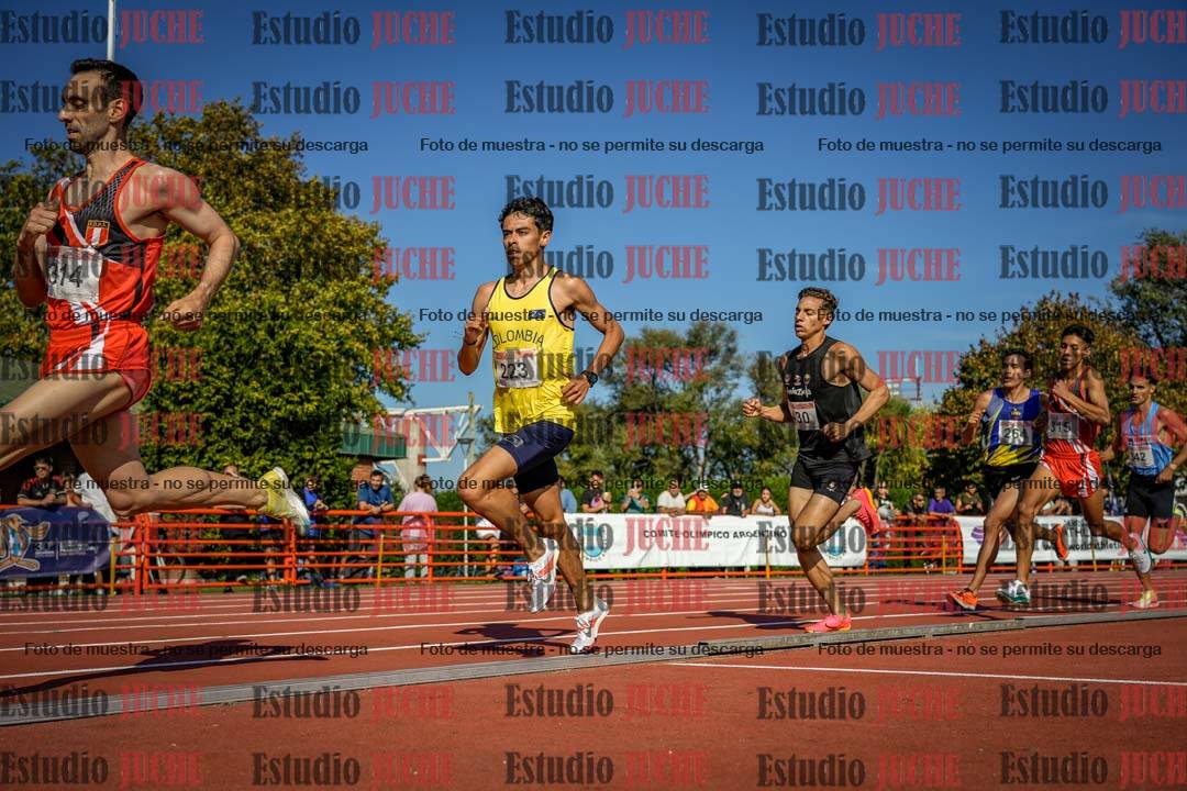 Fotos de los 1500 m llanos de varones