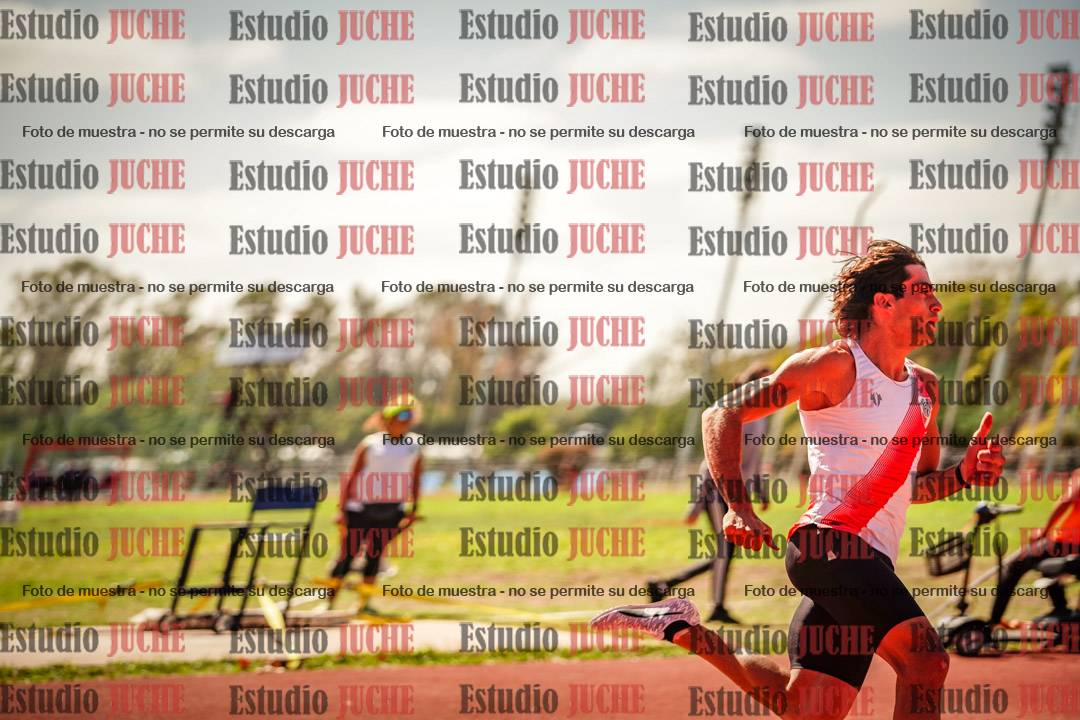 Fotos de los 400 m llanos de varones