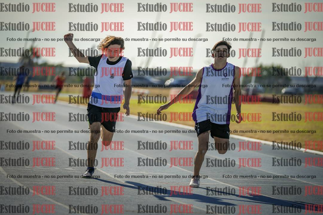 Fotos de los 400 m llanos de varones
