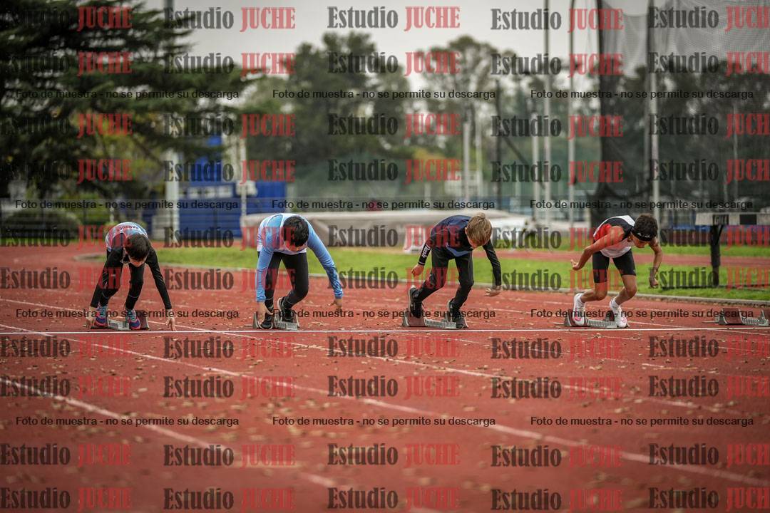 Fotos de los 50 m llanos de varones