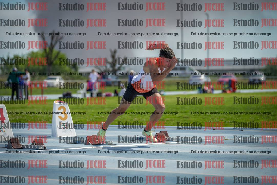 Fotos de los 60 m con vallas de varones