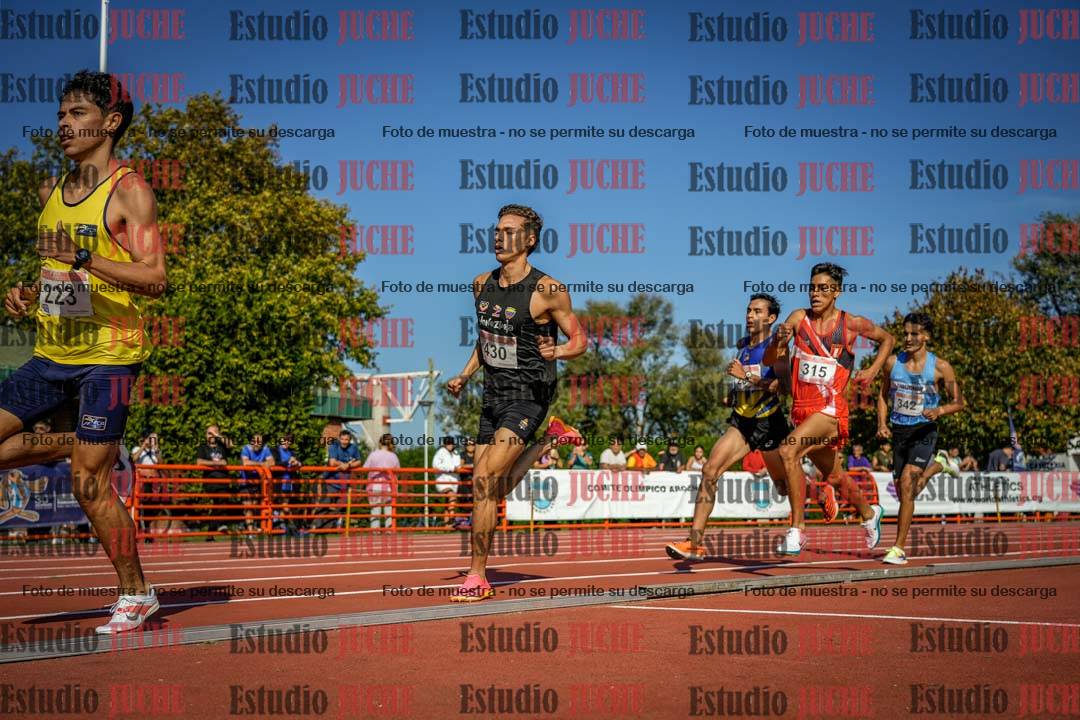 Fotos de los 1500 m llanos de varones