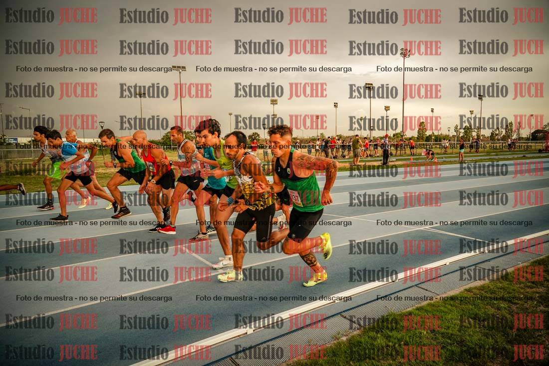 Fotos de los 1000 m llanos de varones