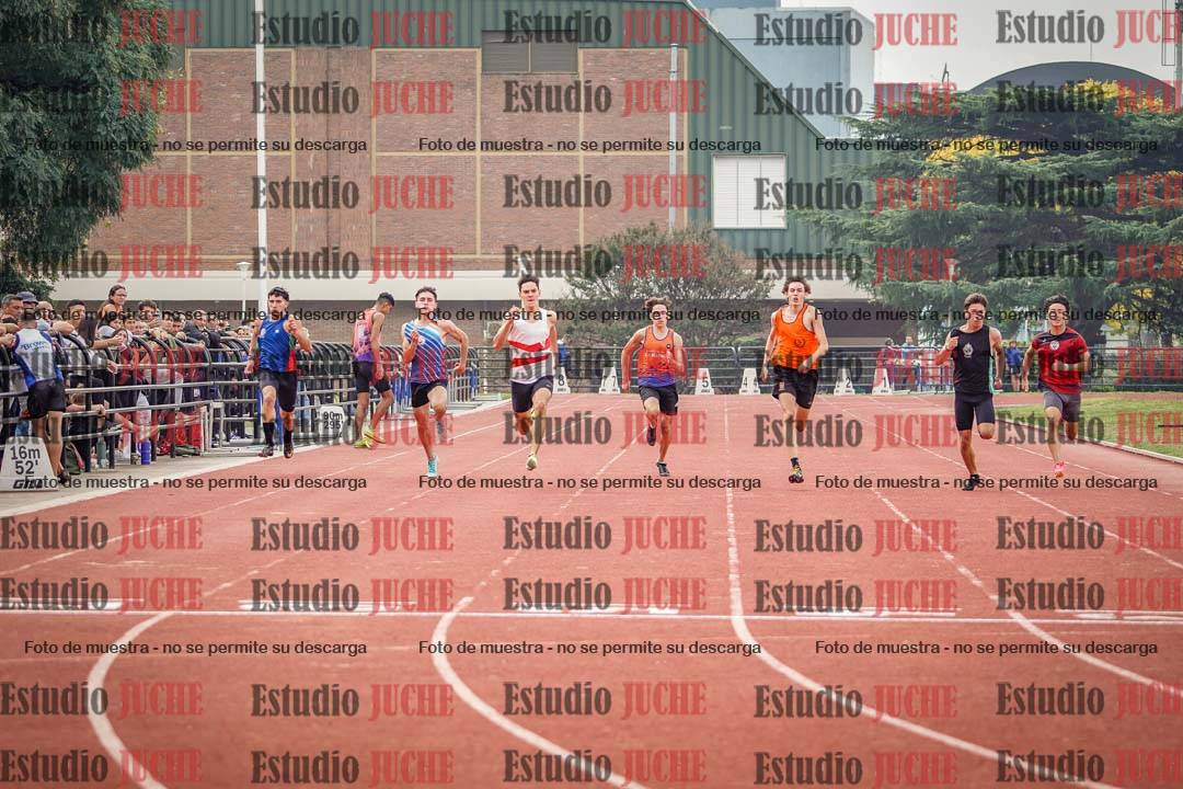 Fotos de los 200 m llanos de varones
