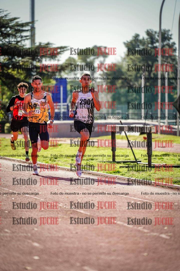 Fotos de los 800 m llanos de varones