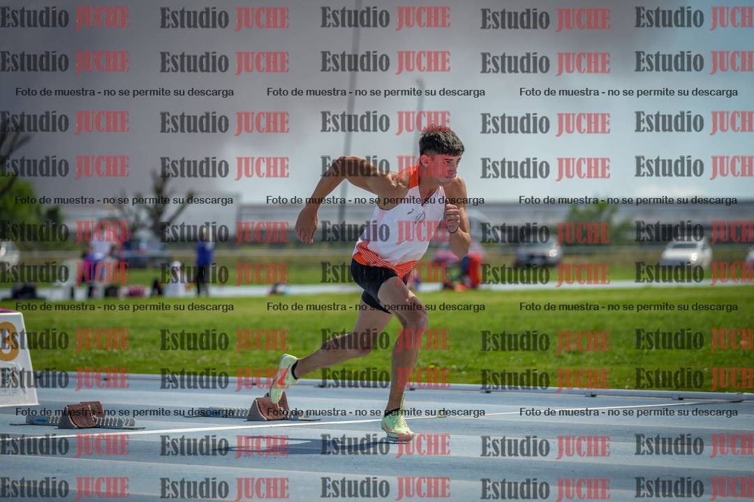 Fotos de los 60 m con vallas de varones