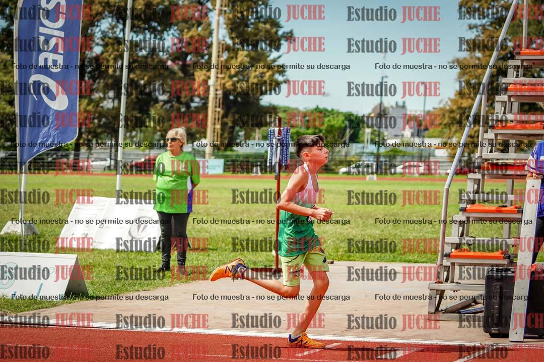 Fotos de los 600 m llanos de varones