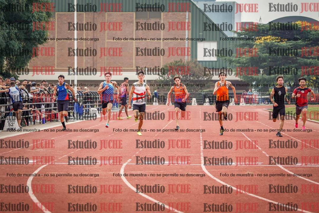 Fotos de los 200 m llanos de varones