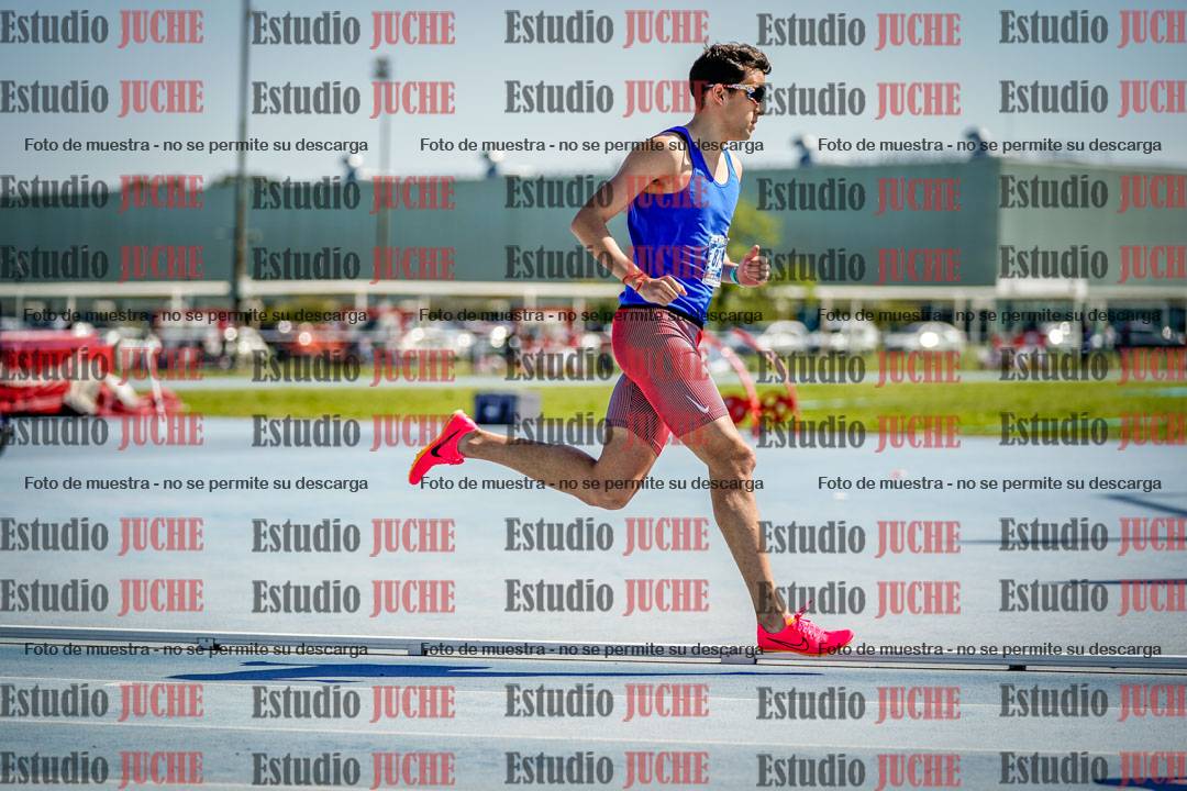 Fotos de los 800 m llanos de varones