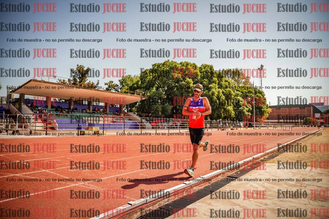 Fotos de los 3000 m llanos de varones