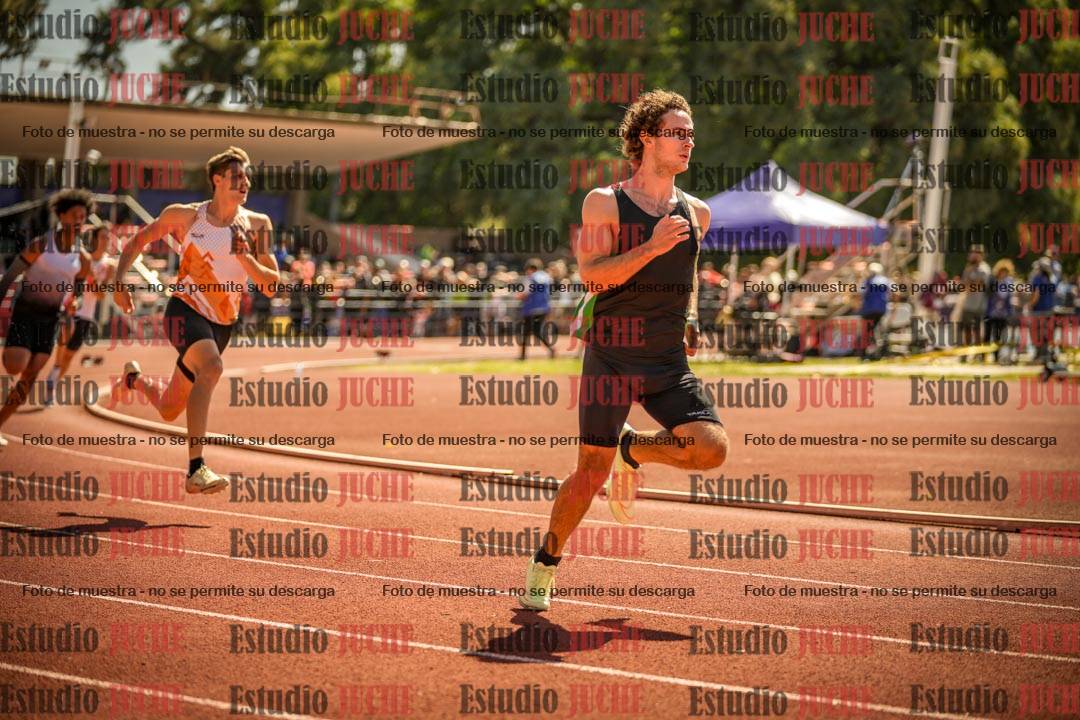 Fotos de los 400 m llanos de varones