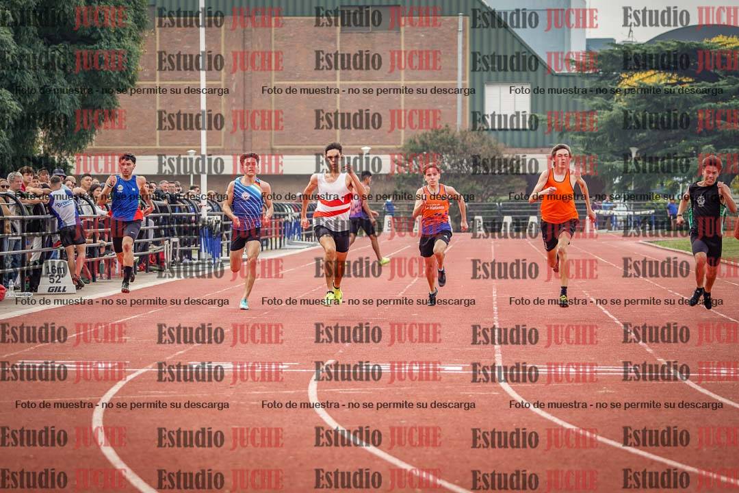 Fotos de los 200 m llanos de varones