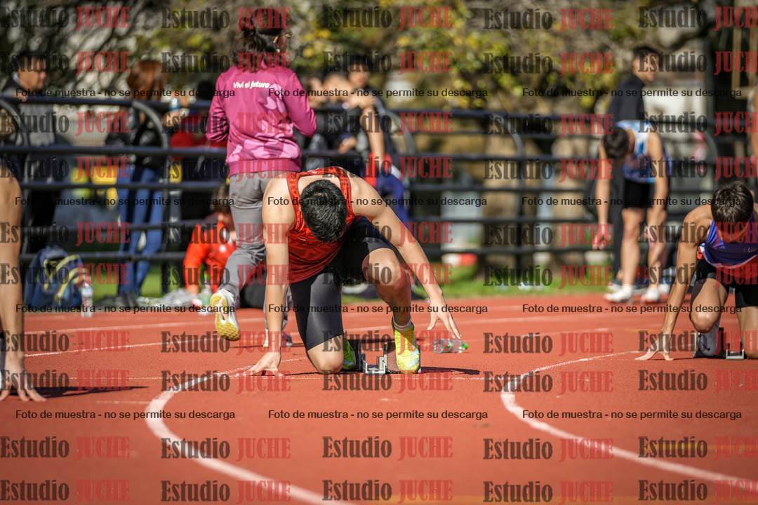 Fotos de los 200 m llanos de varones