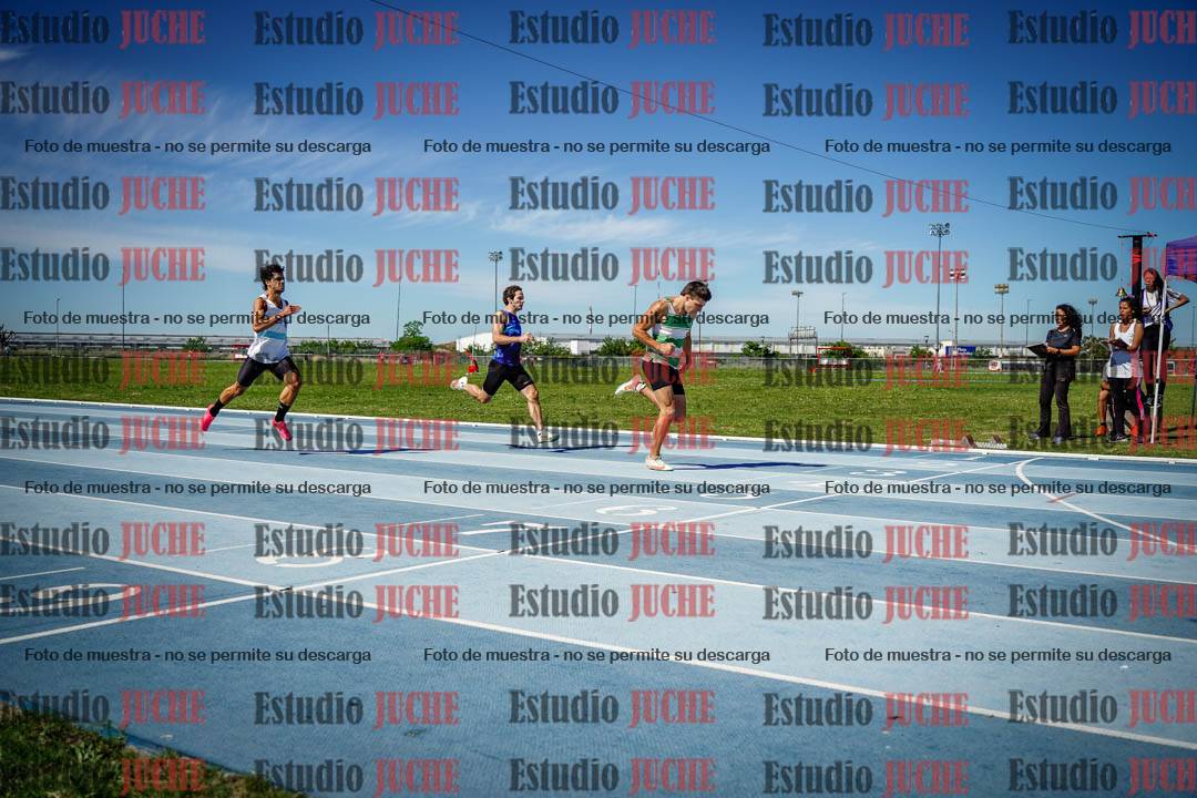 Fotos de los 400 m llanos de varones