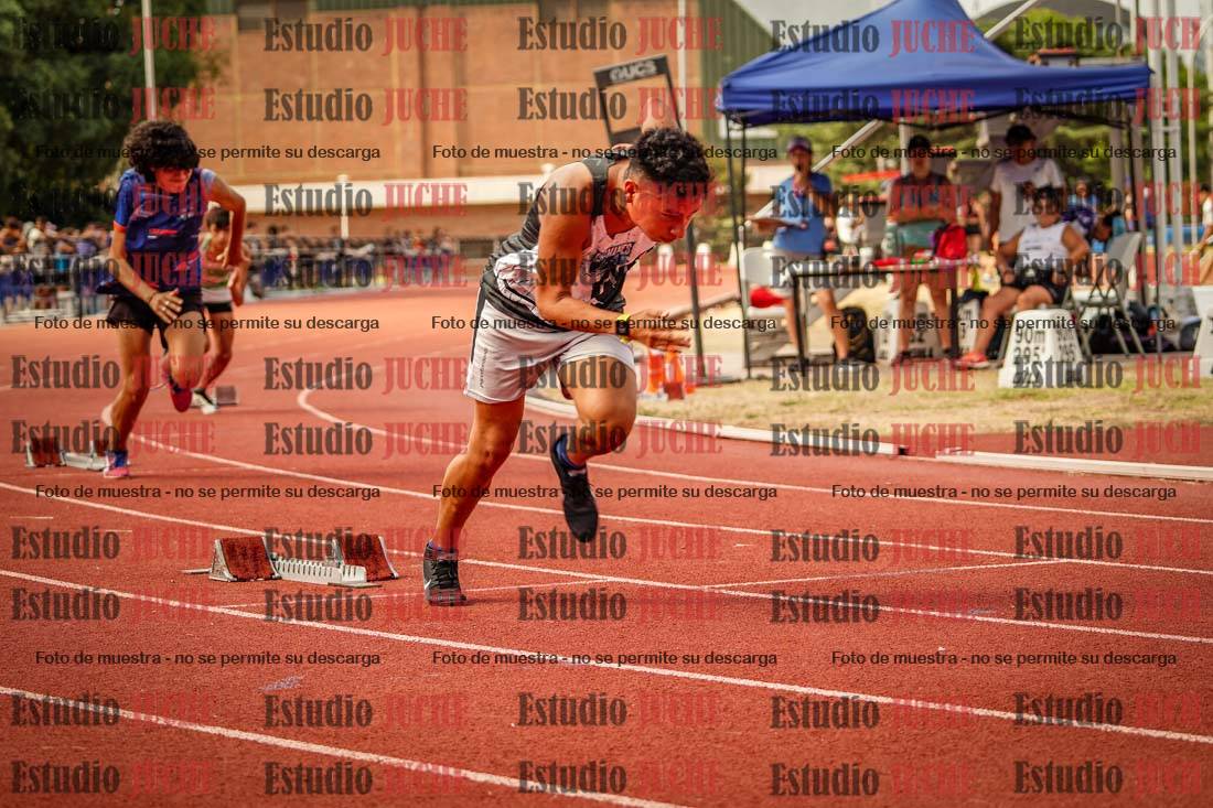 Fotos de los 400 m llanos de varones