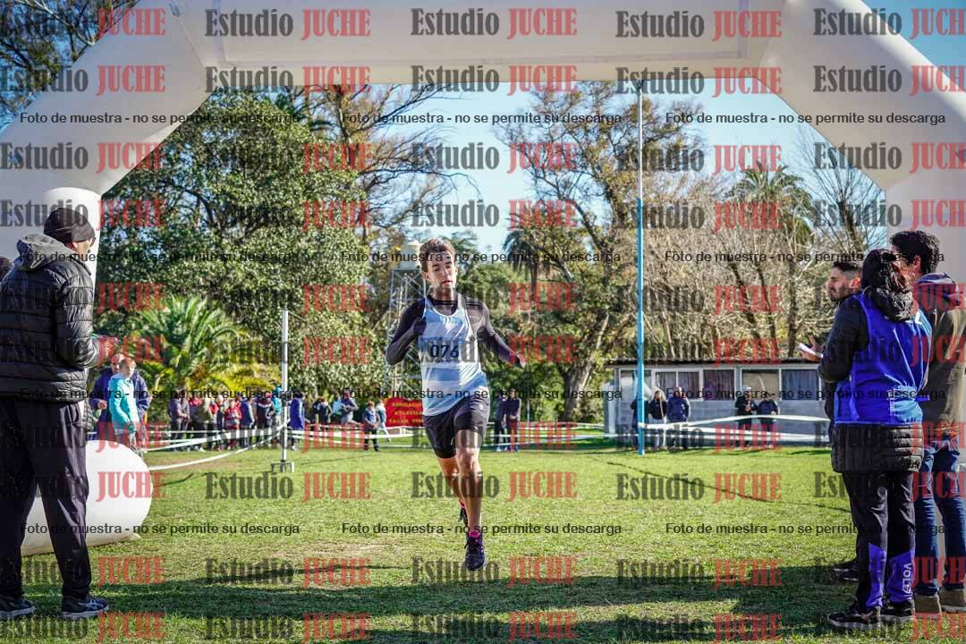 Fotos de la llegada del cross de 3000 m