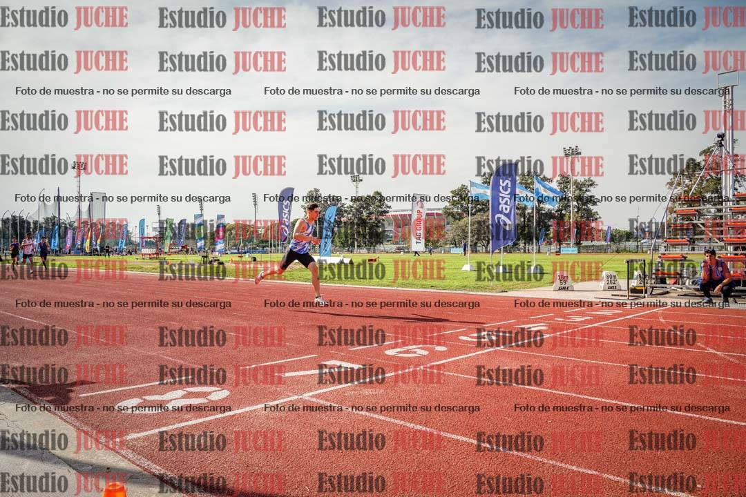 Fotos de los 400 m llanos de varones