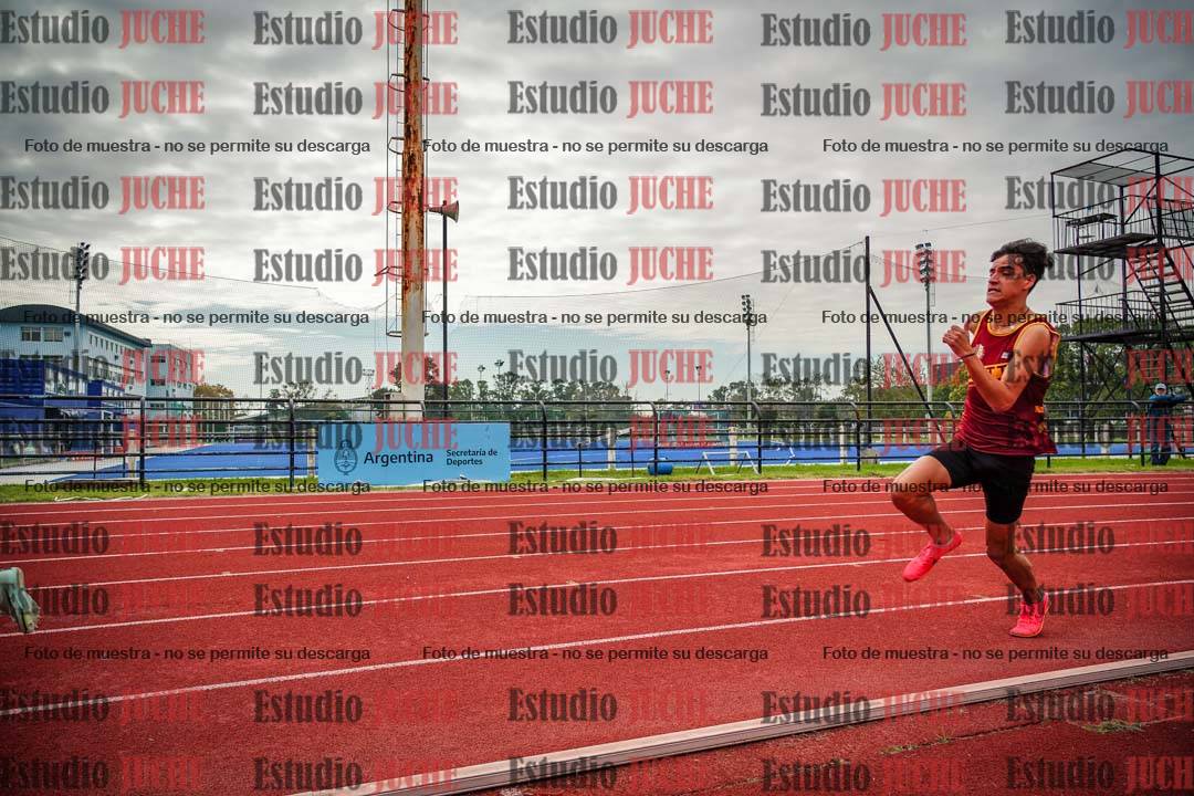 Fotos de los 200 m llanos de varones