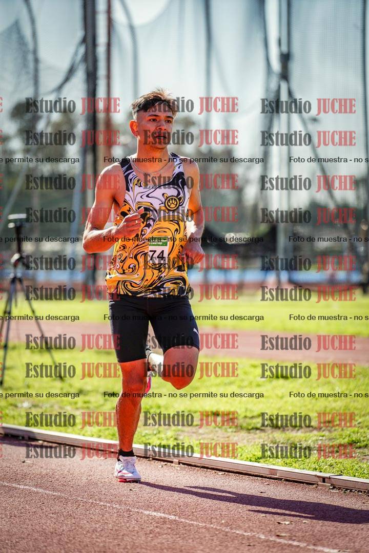 Fotos de los 800 m llanos de varones