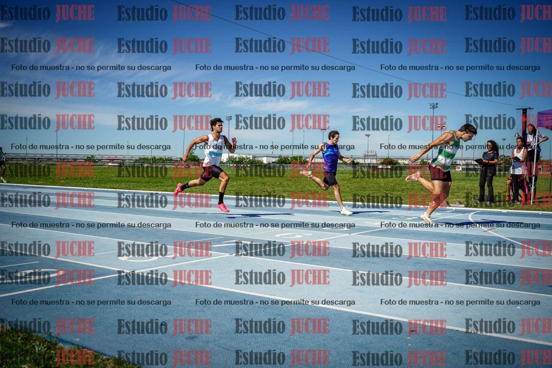 Fotos de los 400 m llanos de varones