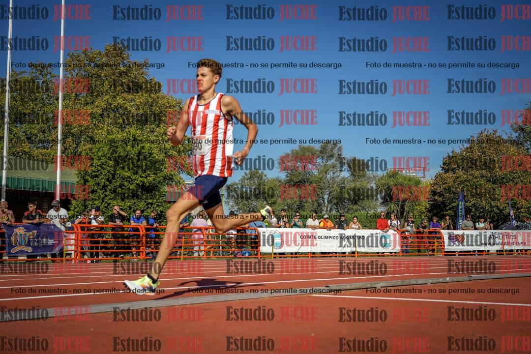 Fotos de los 1500 m llanos de varones