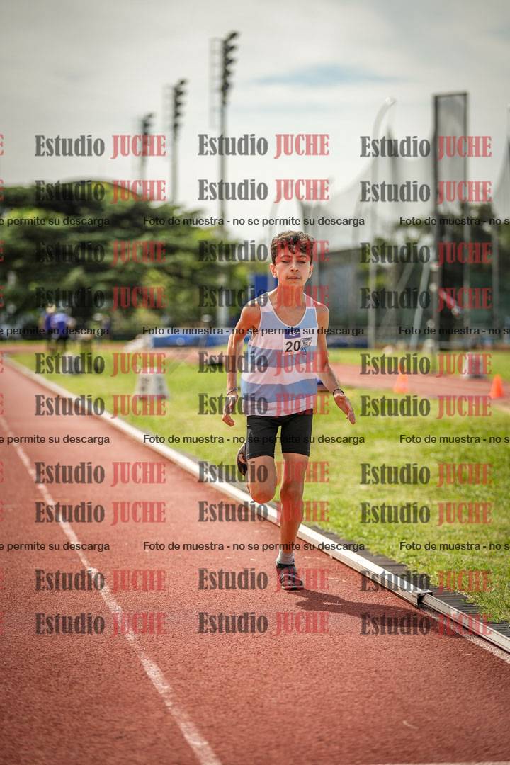 Fotos de los 600 m llanos de varones