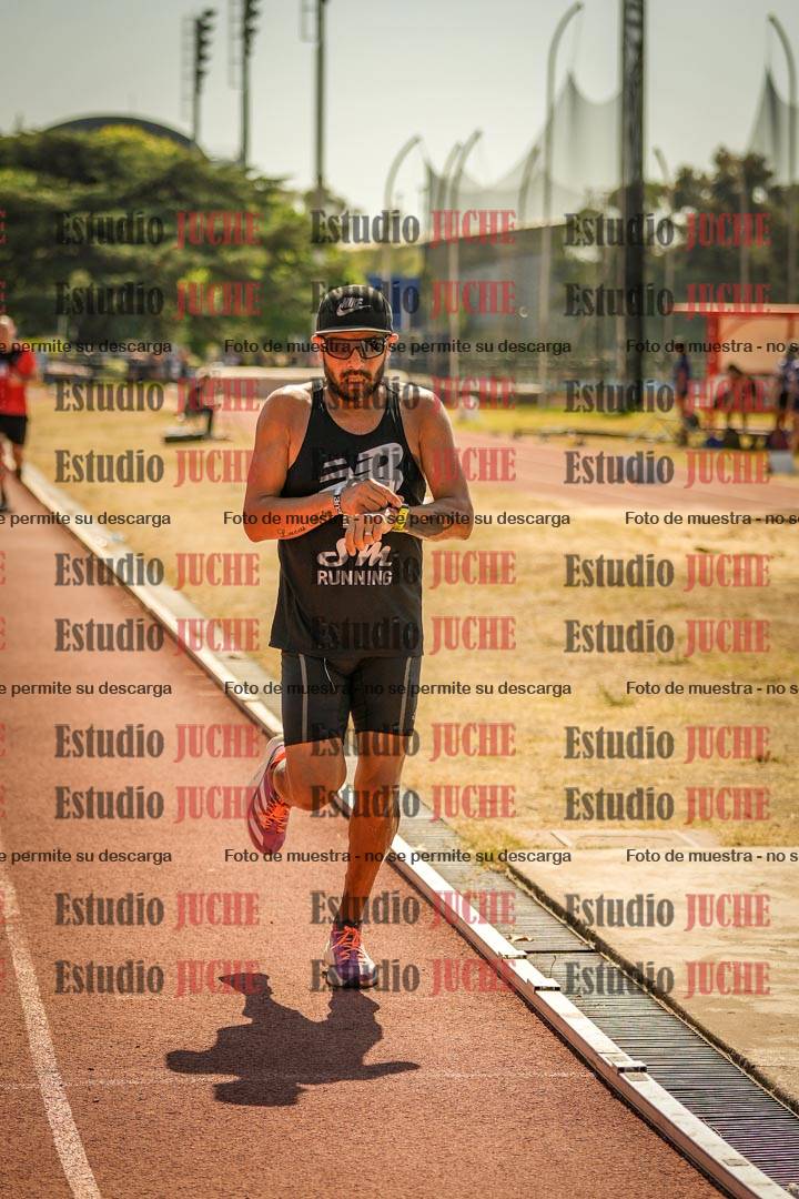 Fotos de los 3000 m llanos de varones