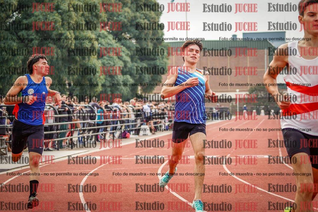 Fotos de los 200 m llanos de varones