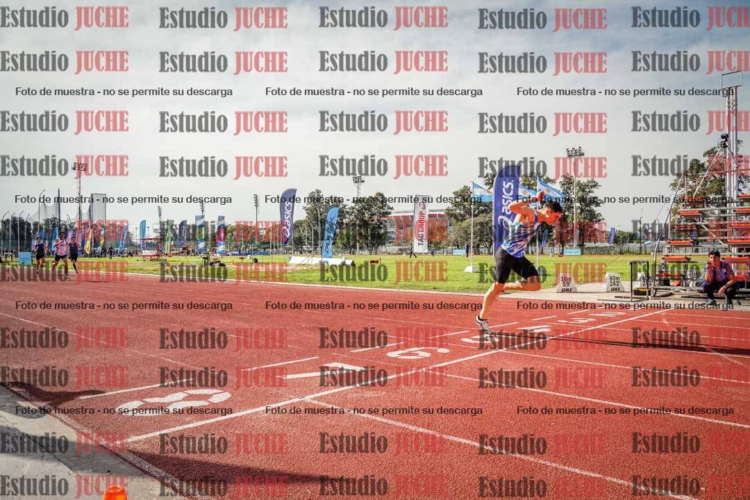 Fotos de los 400 m llanos de varones