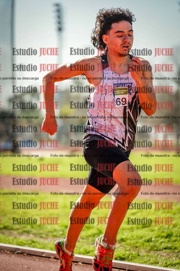 Fotos de los 800 m llanos de varones