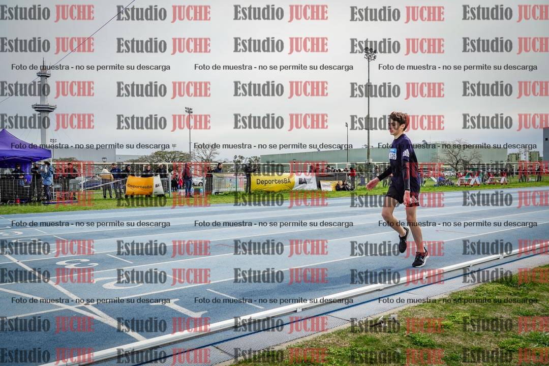 Fotos de los 800 m llanos de varones - U14