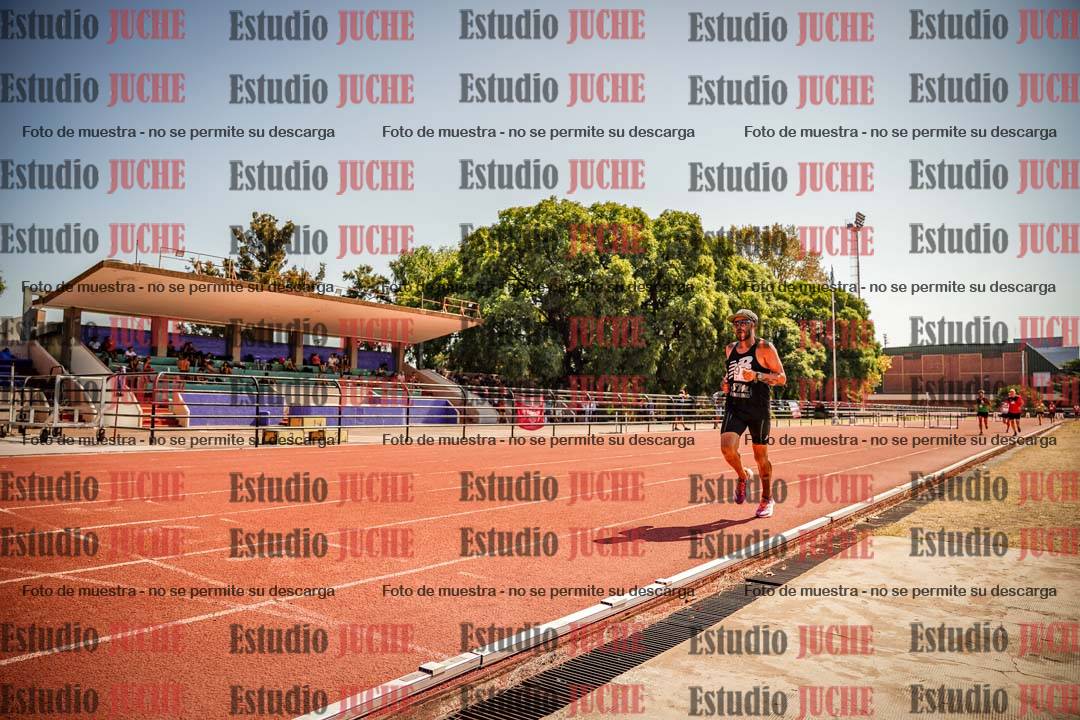Fotos de los 3000 m llanos de varones