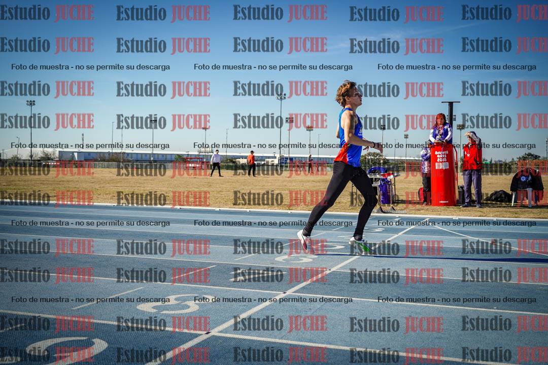 Fotos de los 400 m llanos de varones