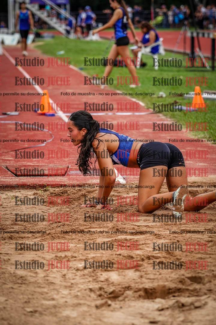 Fotos del salto triple - tabla de 8 y 10