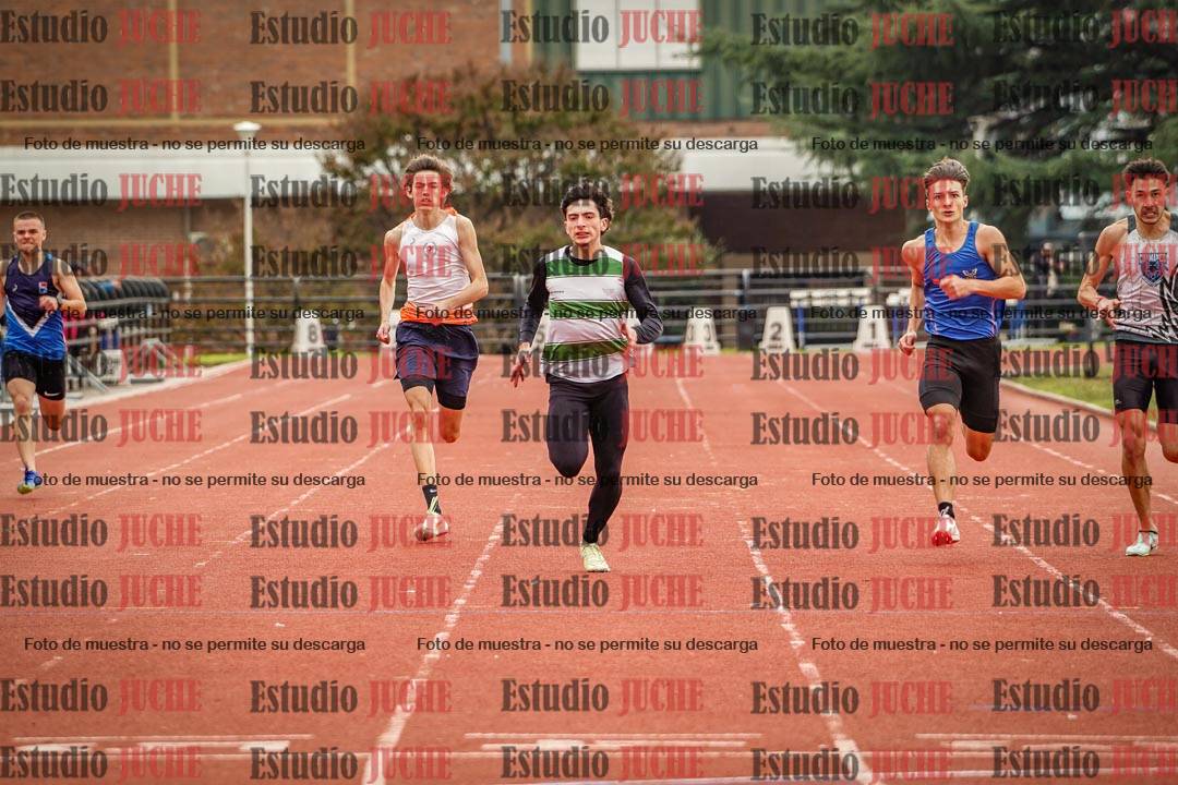 Fotos de los 200 m llanos de varones