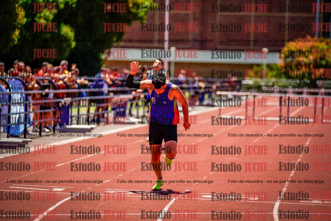 Fotos de los 400 m con vallas de varones