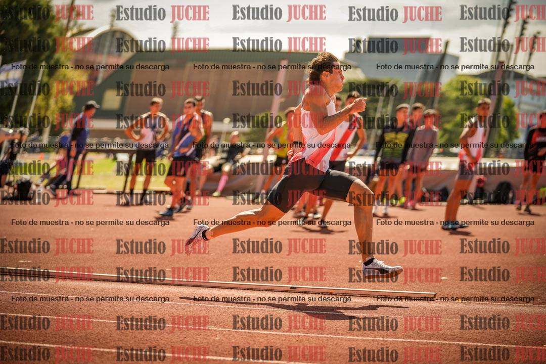 Fotos de los 400 m llanos de varones