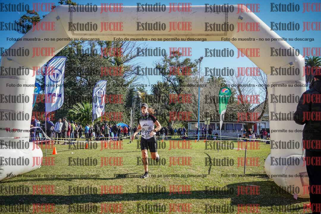 Fotos de la llegada del cross de 6000 m