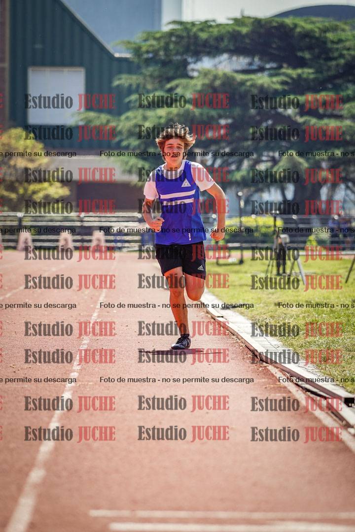 Fotos de los 600 m llanos de varones - octatlón