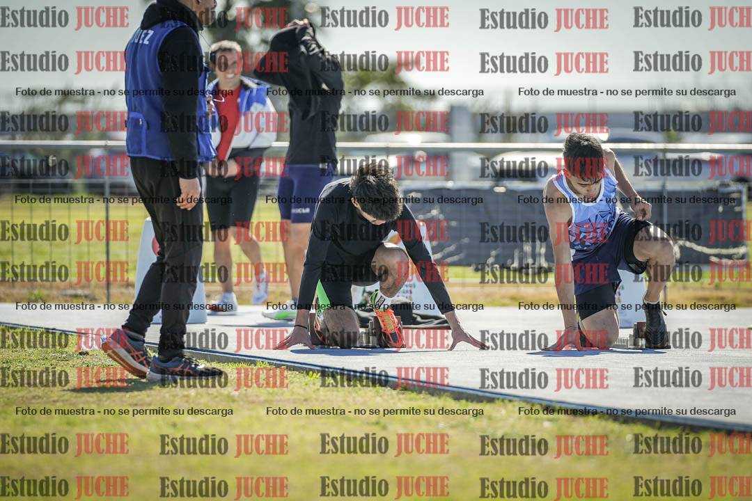 Fotos de los 100 m llanos de varones