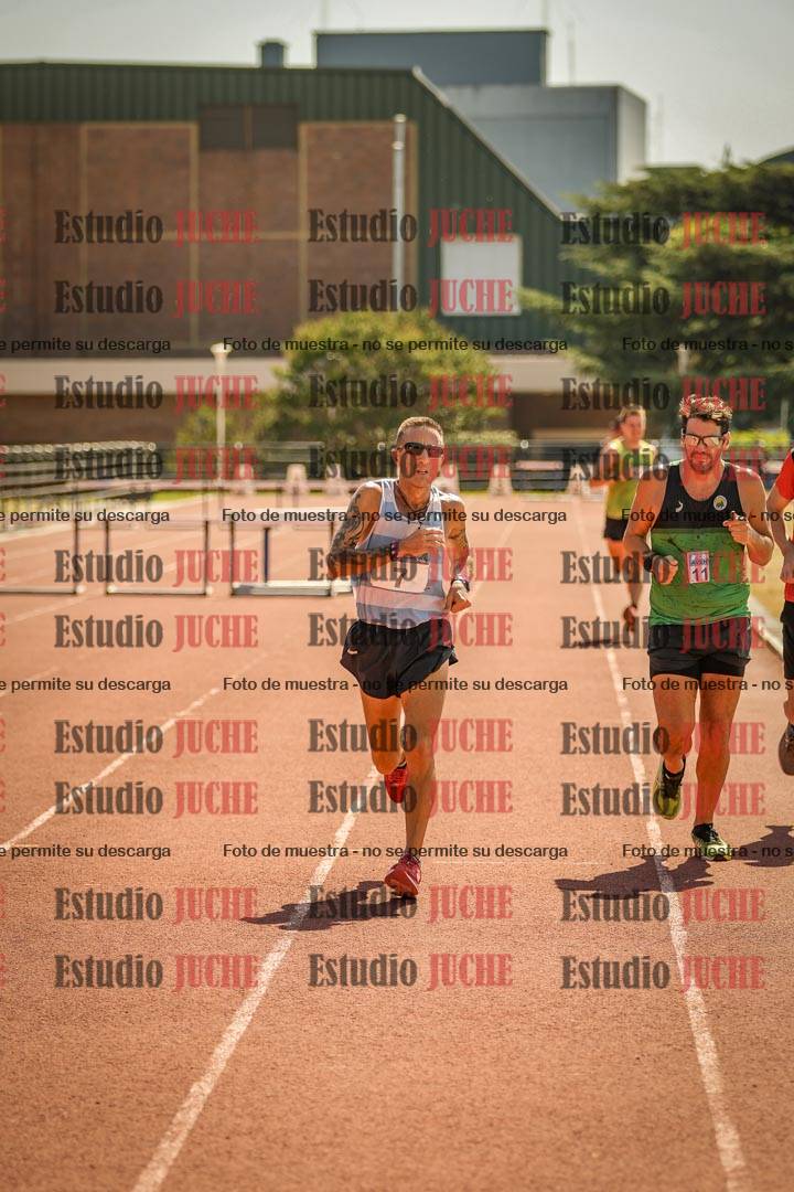 Fotos de los 3000 m llanos de varones
