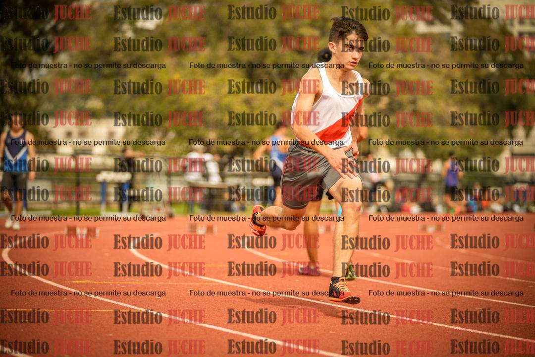 Fotos de los 200 m llanos de varones