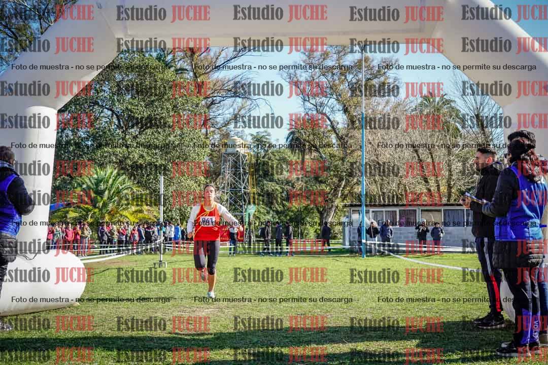 Fotos de la llegada del cross de 3000 m