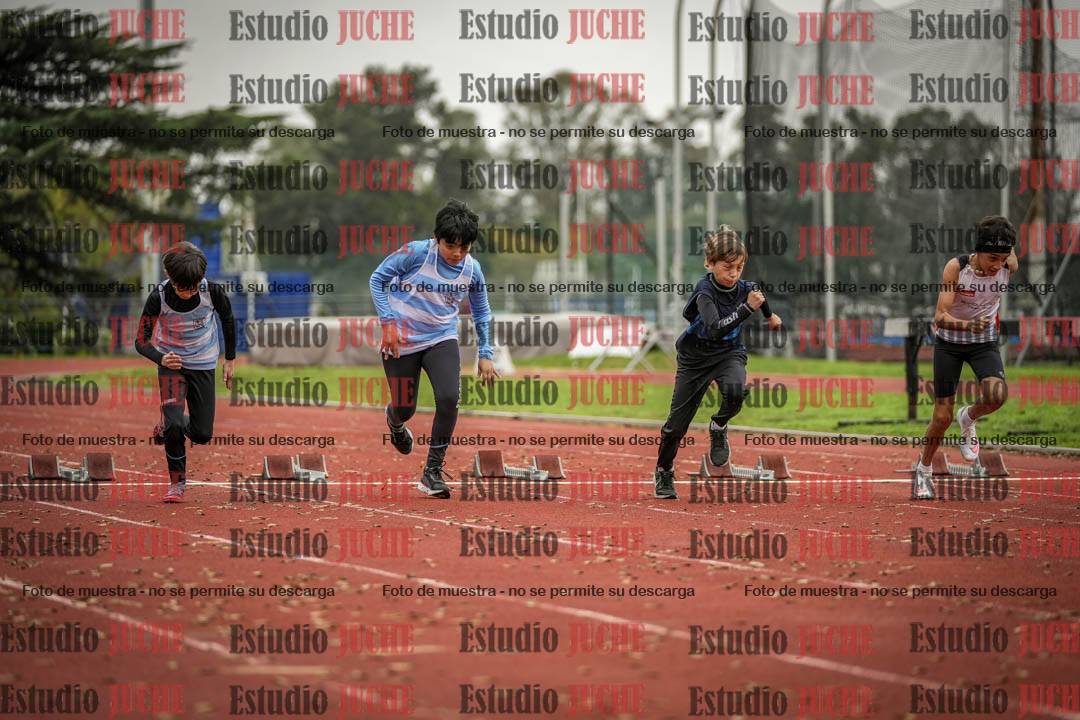 Fotos de los 50 m llanos de varones