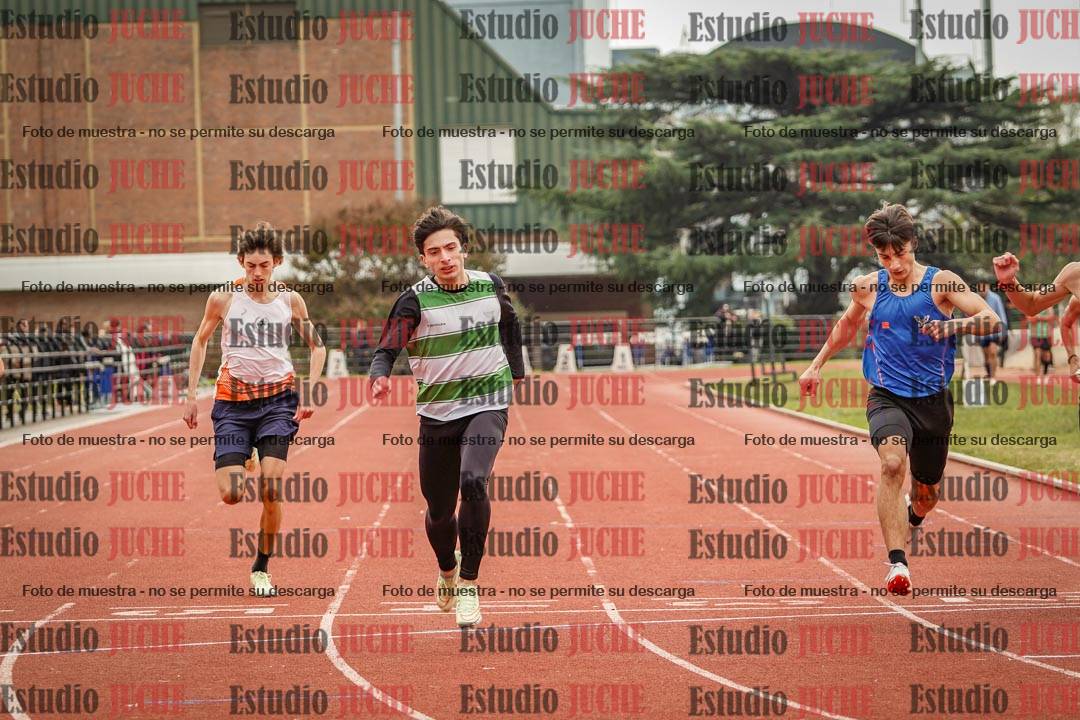 Fotos de los 200 m llanos de varones