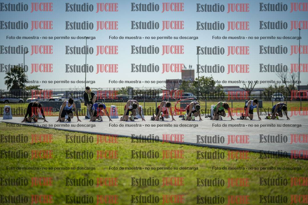 Fotos de los 100 m llanos de varones
